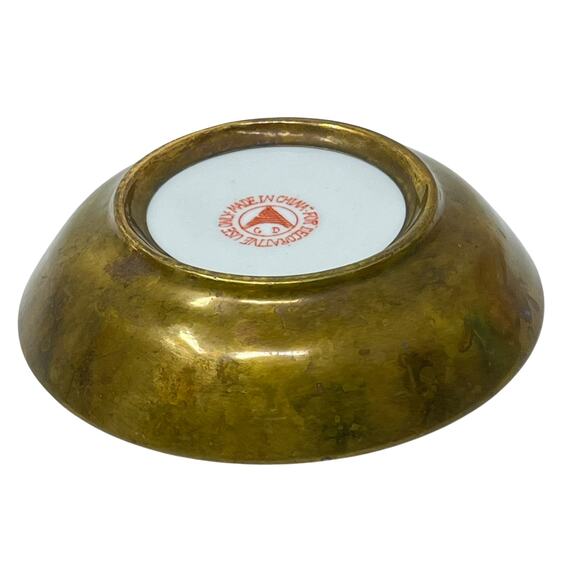 Vintage Chinese Hand-Painted Porcelain & Brass Bowl 6″ Diameter Floral Motif - Picture 5 of 7